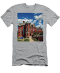 1 College Hall Gallaudet University Mountain Dreams T-Shirt