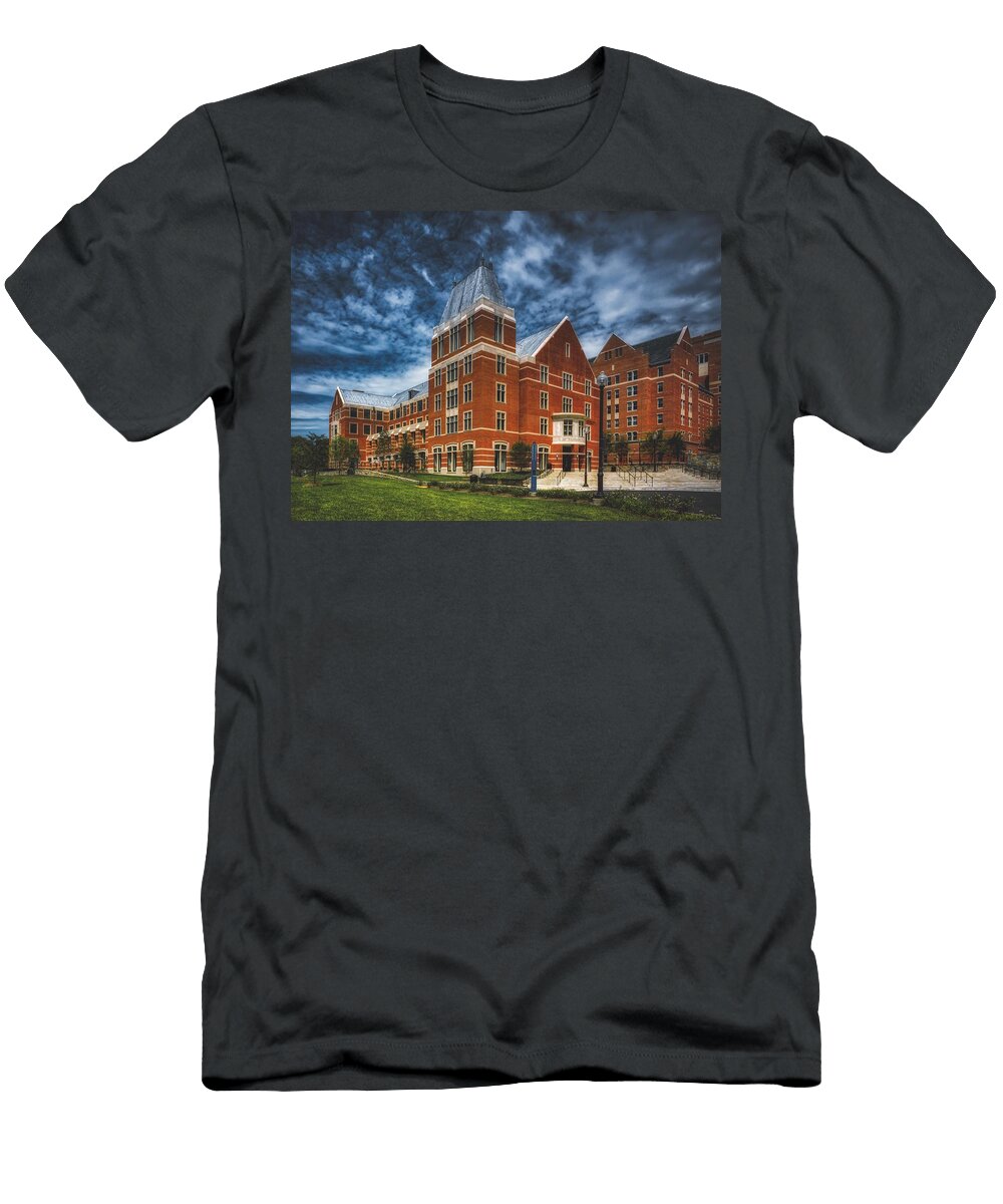 1 Georgetown University Campus Mountain Dreams T-Shirt