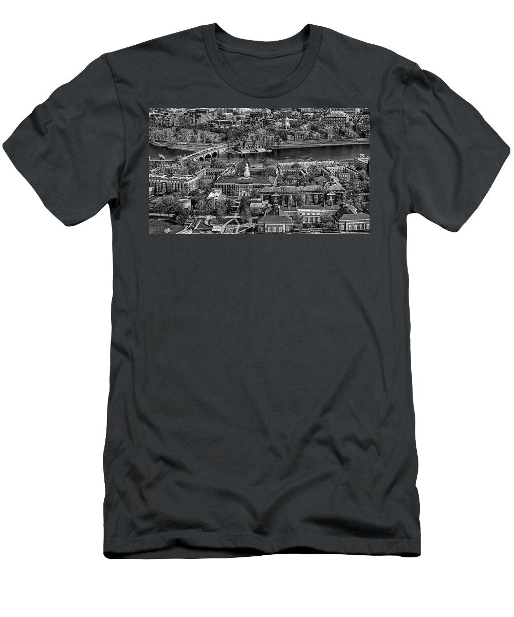1 Harvard University Campus Cambridge Massachusetts Mountain Dreams T-Shirt