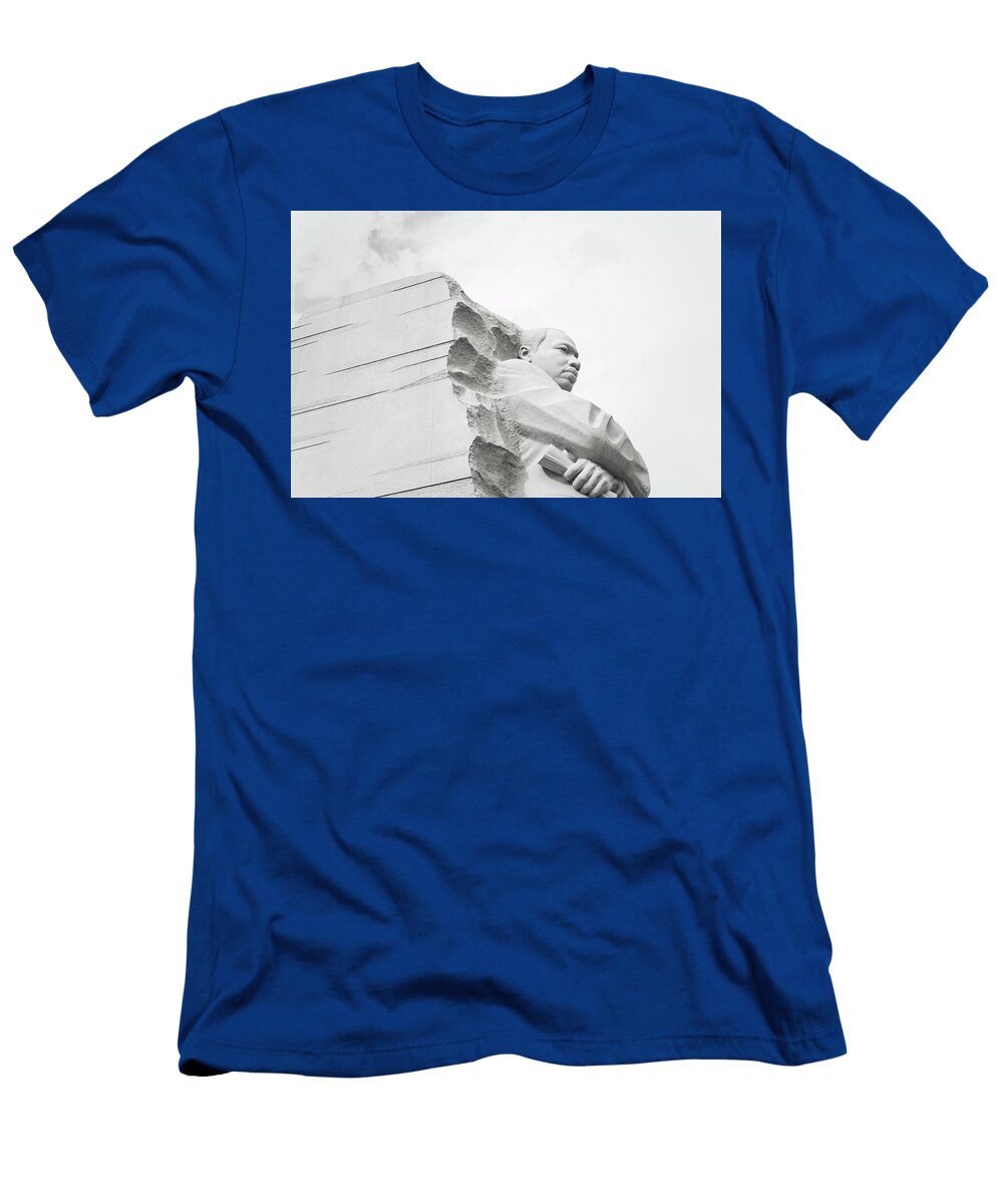 1 Martin Luther King Jr Statue Brandon Bourdages T-Shirt