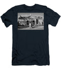 1 Statue of James Madison and Tucker Hall Mountain Dreams T-Shirt