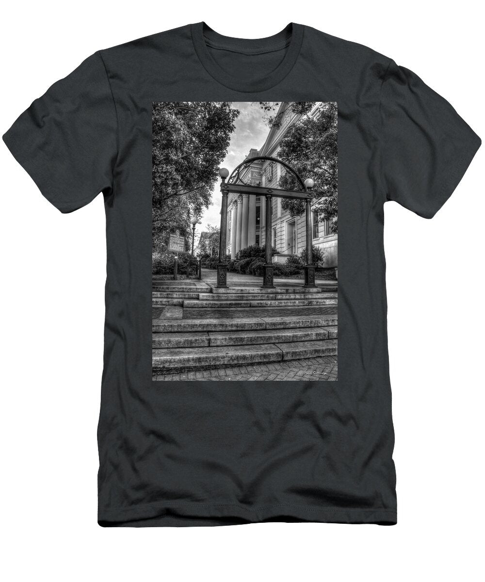 1 the Arch 5 University of Georgia Arch Art Reid Callaway T-Shirt