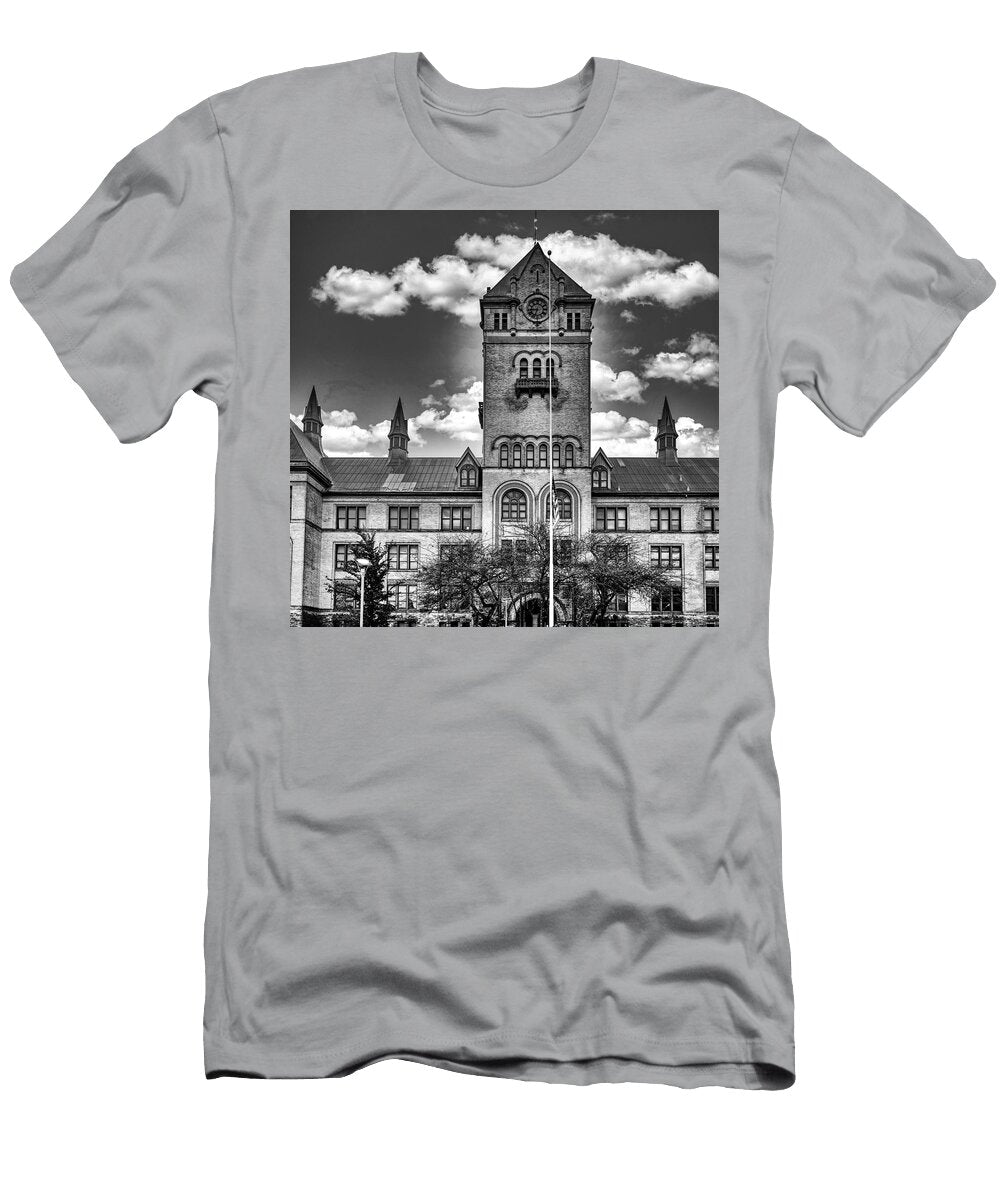 1 the Old Main Wayne State University Mountain Dreams T-Shirt