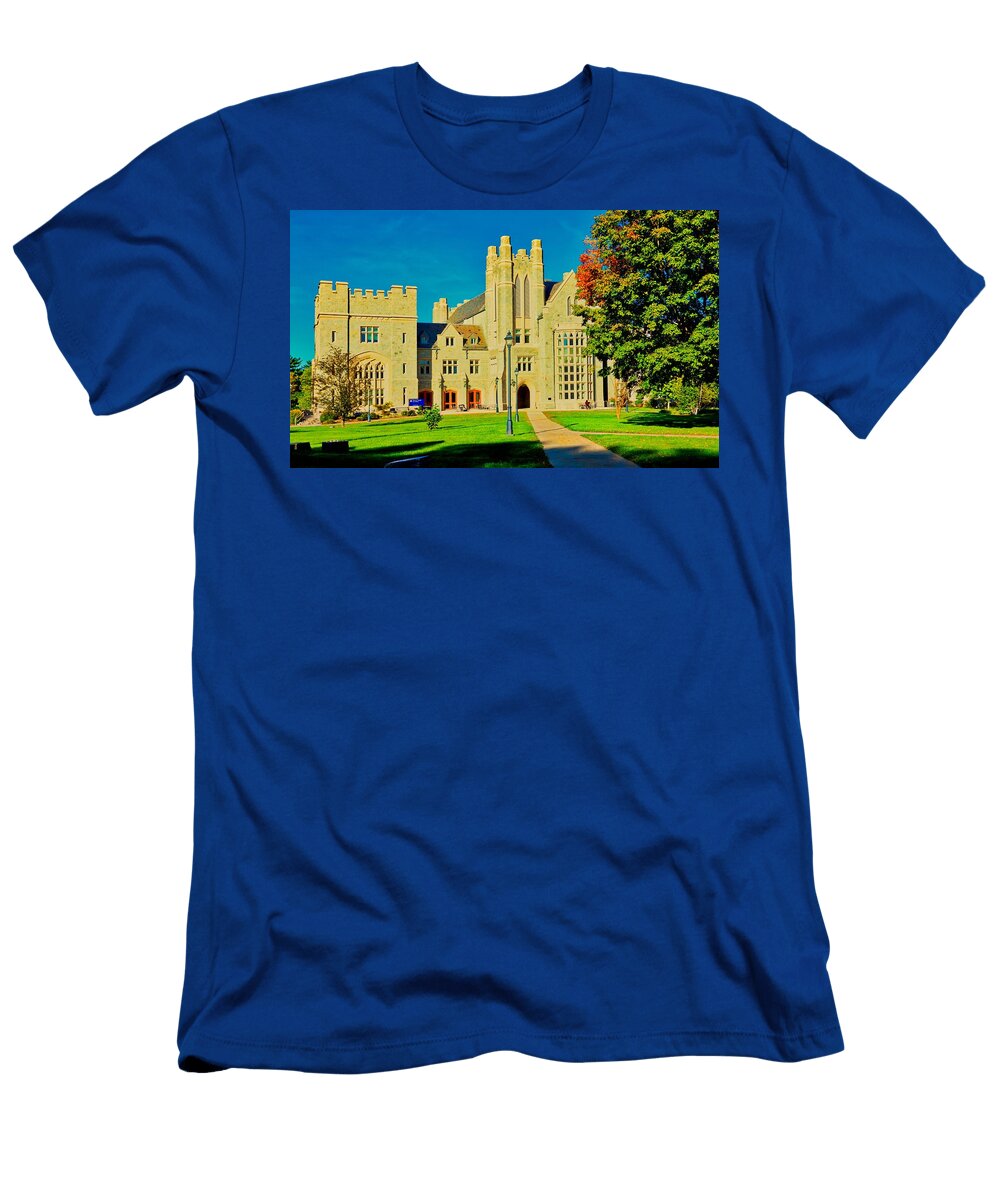 1 University of Connecticut Law School Library of Congress T-Shirt