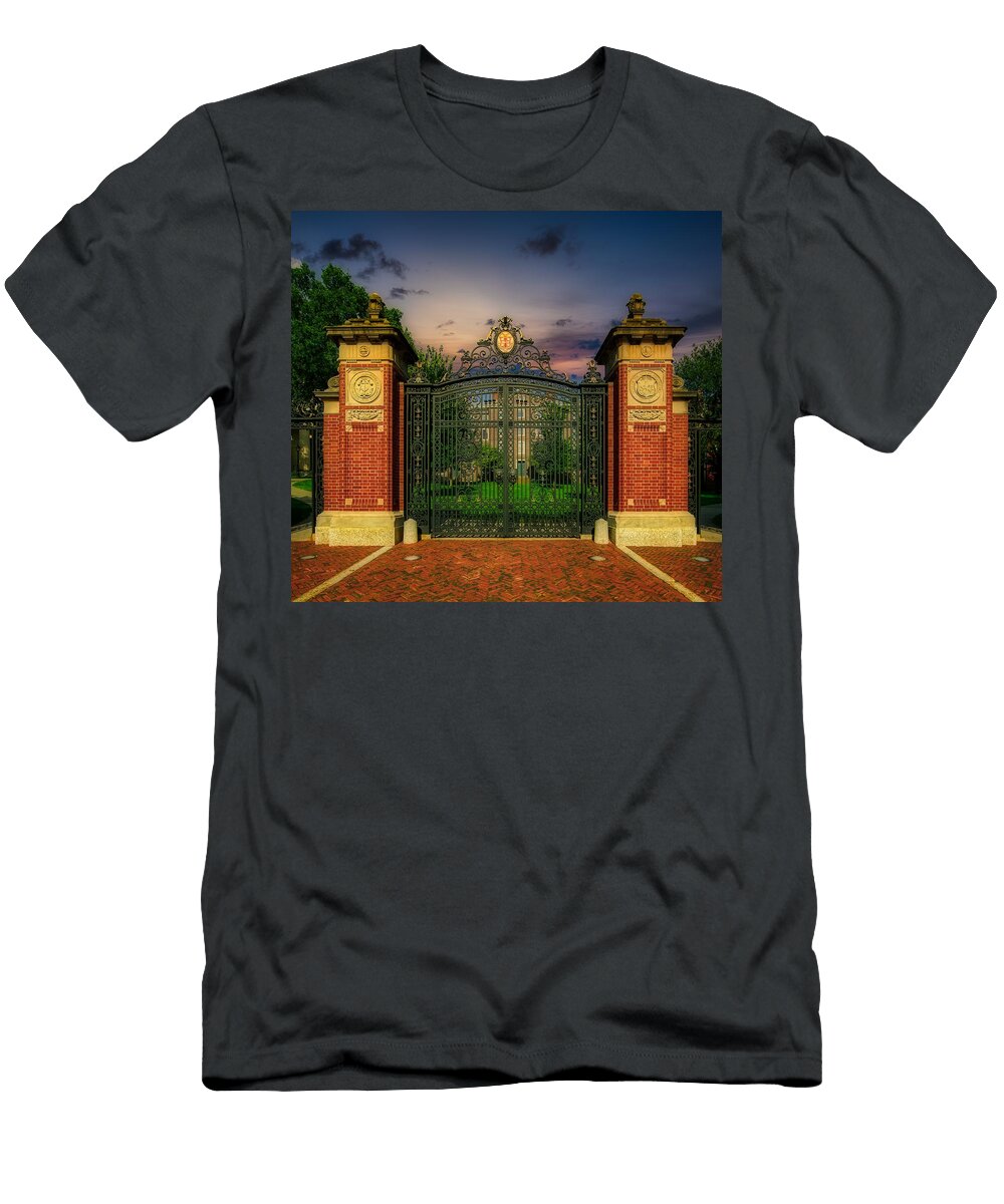 1 Van Wickle Gates Brown University Mountain Dreams T-Shirt