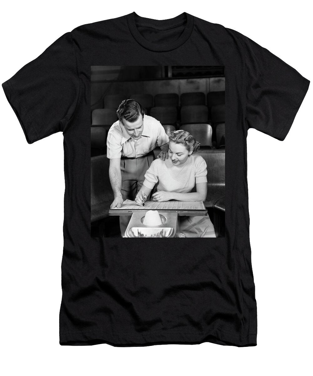 1950s Bowling Couple Man Looking Vintage Images T-Shirt