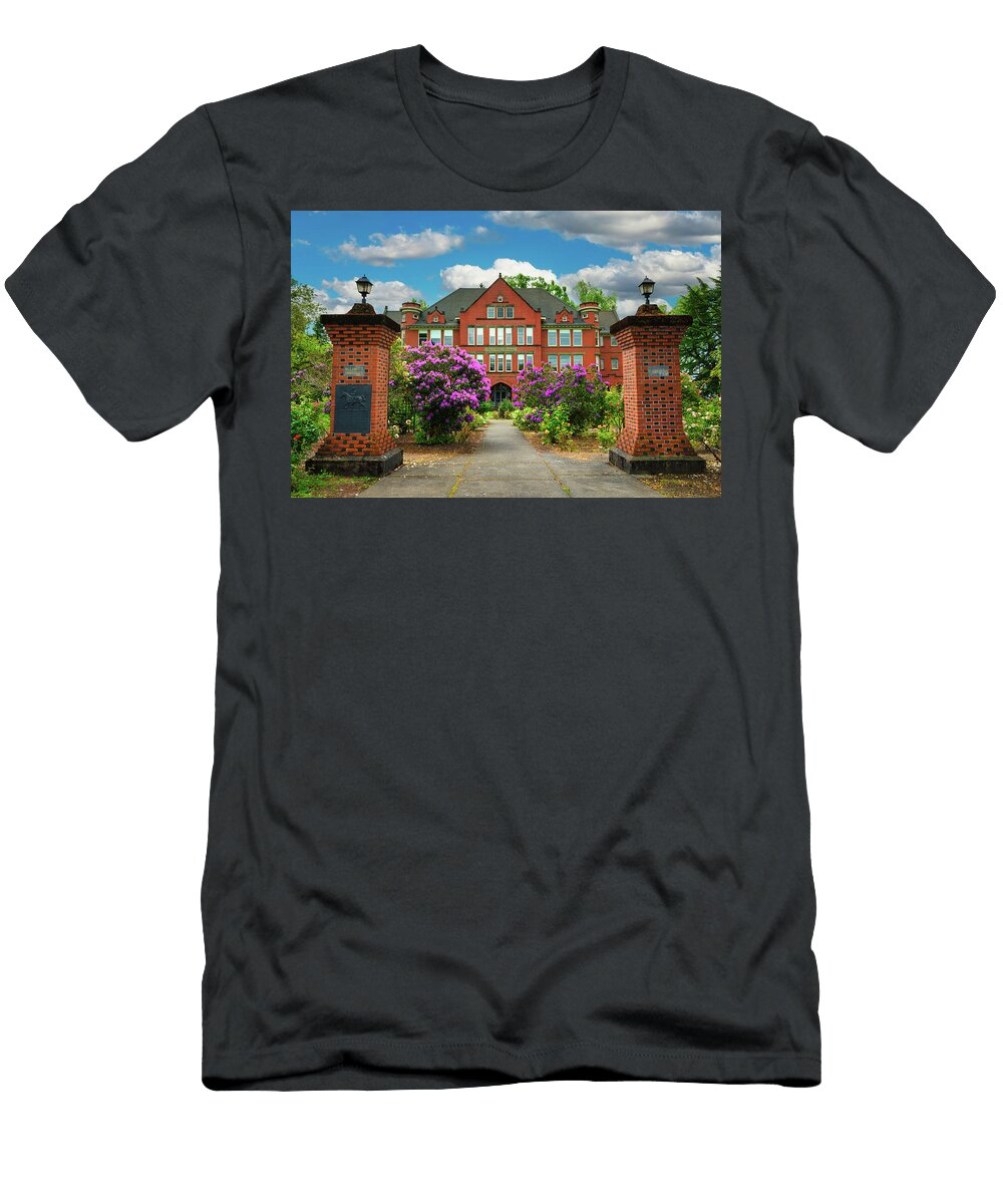 2 Eaton Hall Building on the Campus of Willamette University in Salem Oregon Miroslav Liska T-Shirt