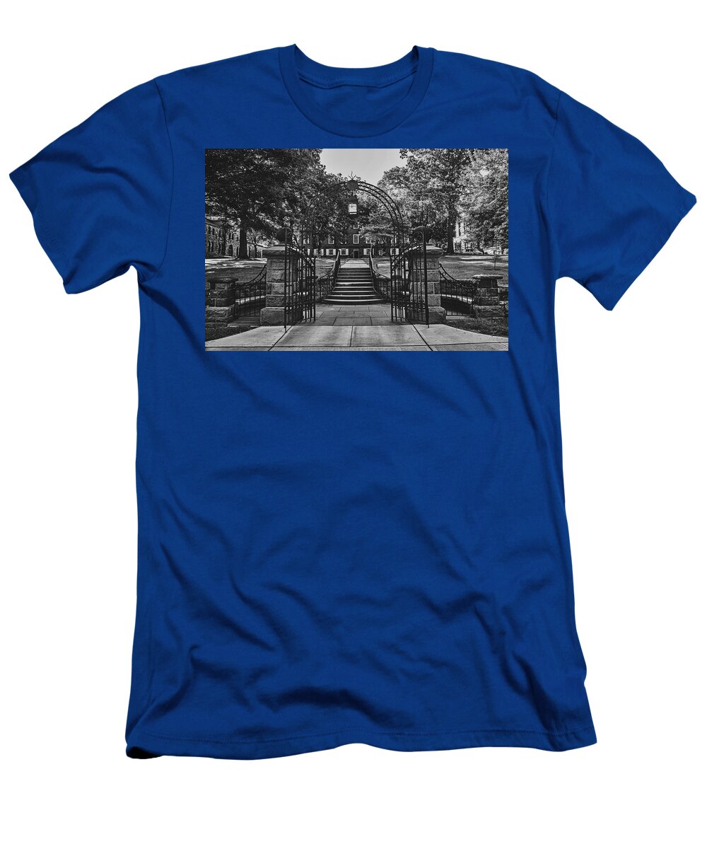2 Entrance to Rutgers University Library of Congress T-Shirt