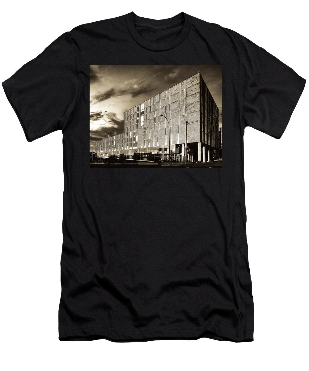 2 Ernie Davis Hall Syracuse University Mountain Dreams T-Shirt