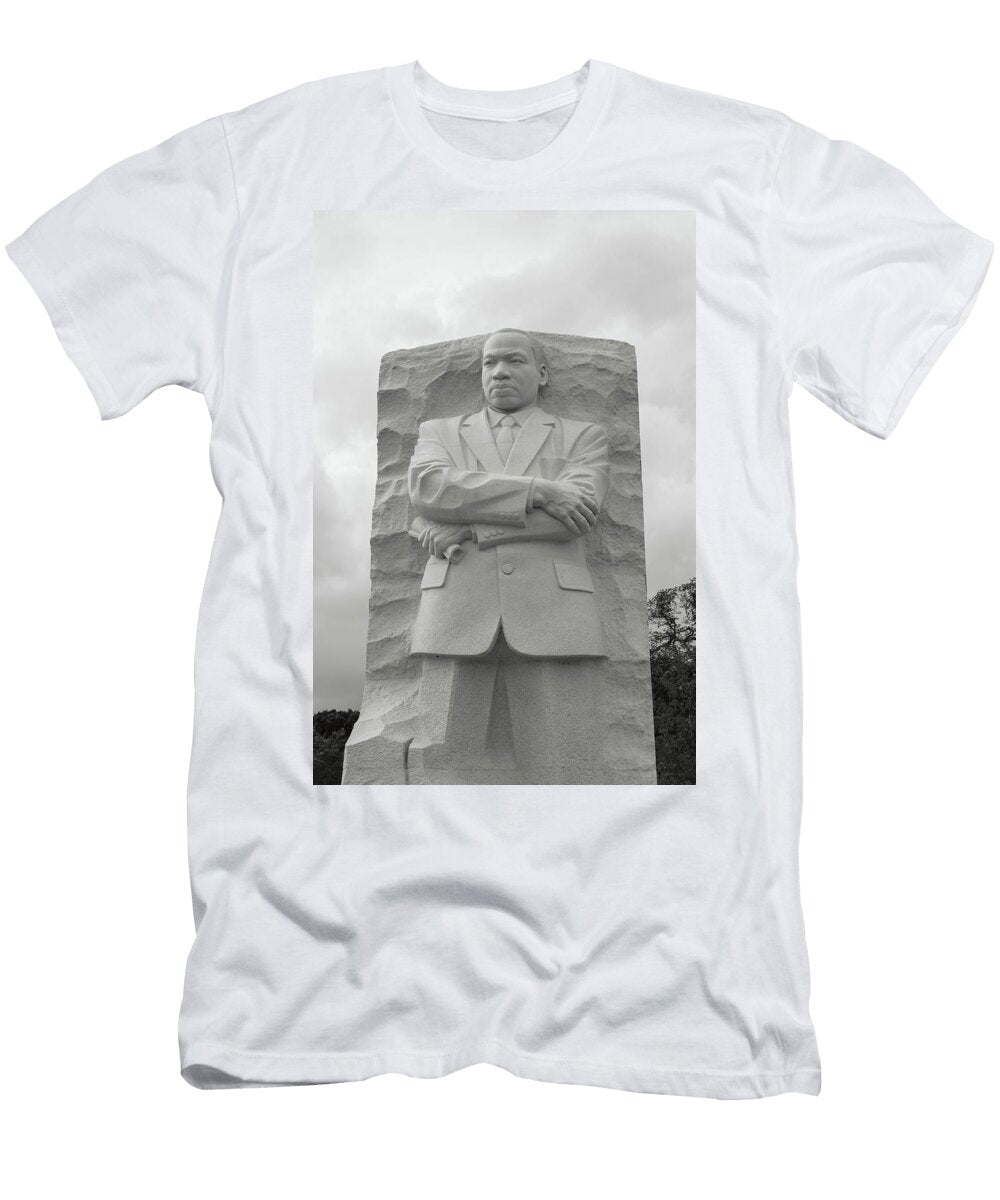 2 Martin Luther King Jr Statue Brandon Bourdages T-Shirt
