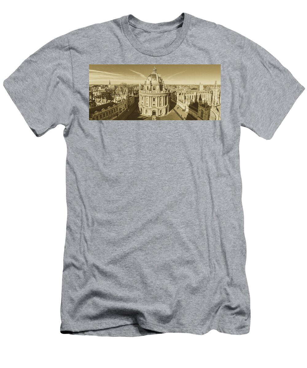 2 Oxford University Pixabay T-Shirt