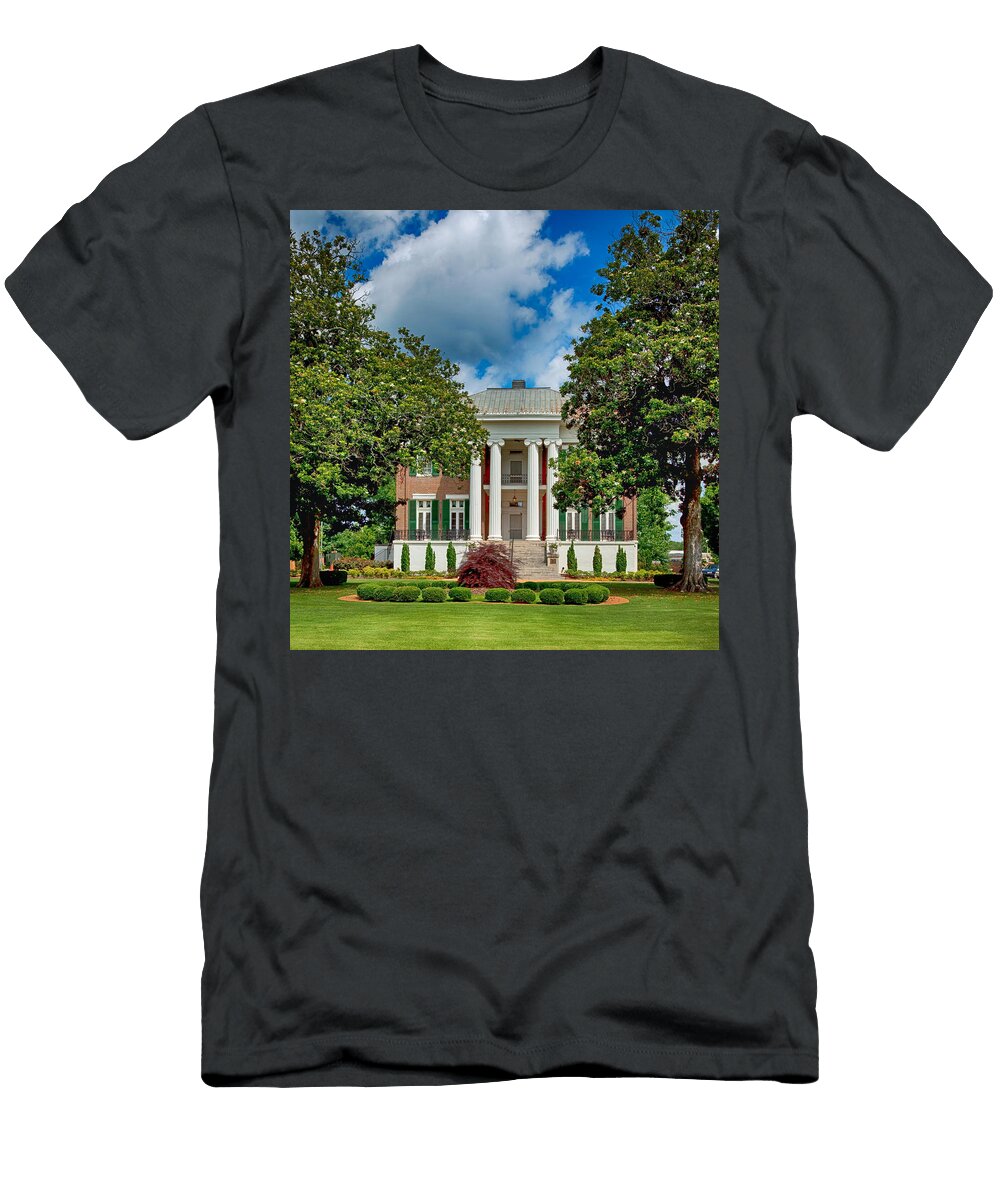 2 Rogers Hall University of North Alabama Mountain Dreams T-Shirt