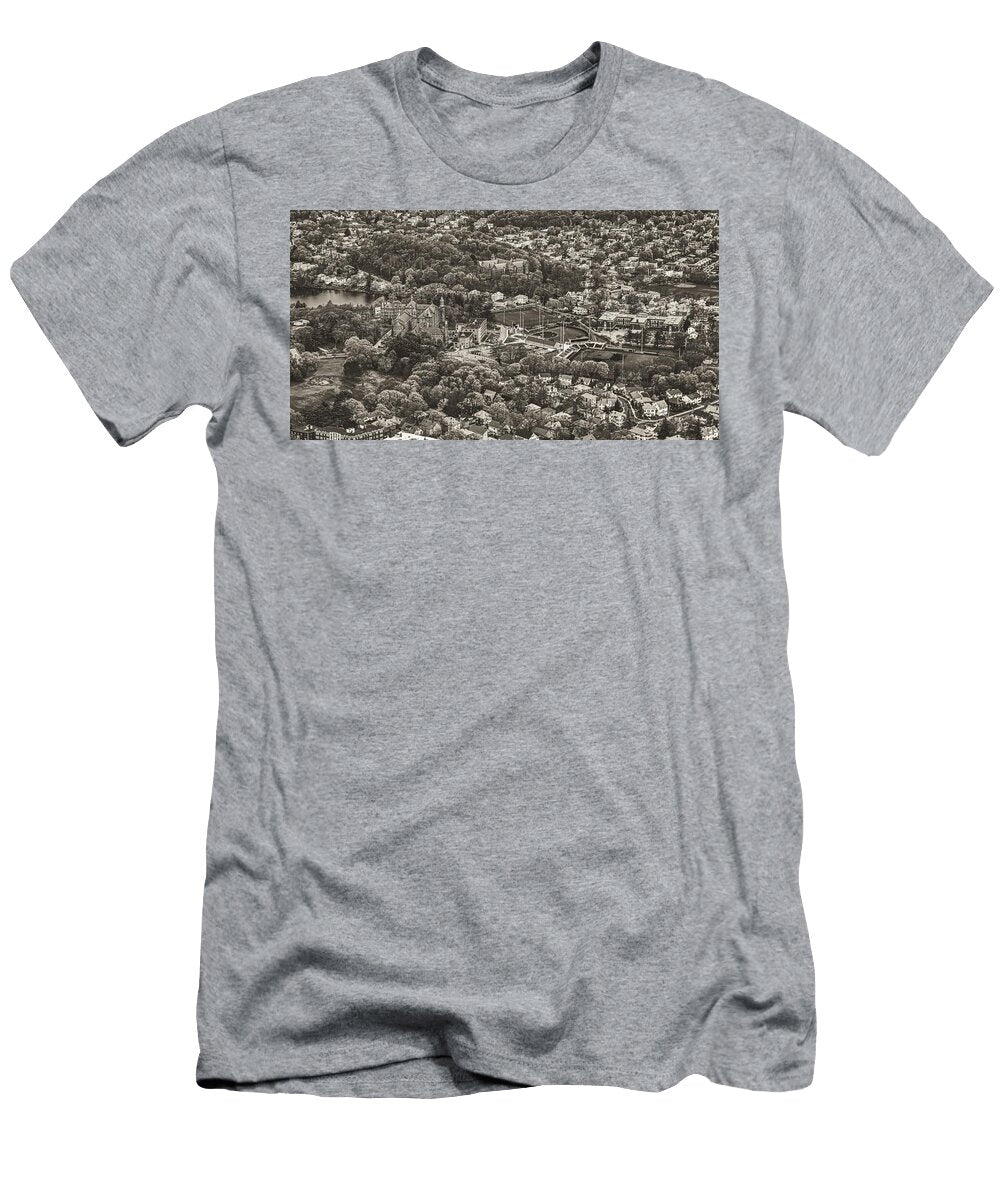 2 the Boston College Campus Mountain Dreams T-Shirt