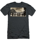 2 the Iconic Van Wickle Gates Brown University Mountain Dreams T-Shirt