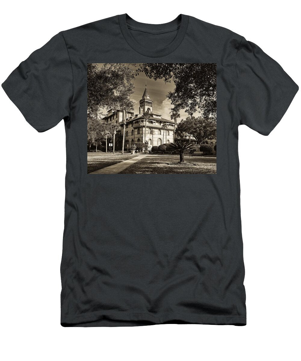 2 the Old Ponce De Leon Hotel Flagler College Mountain Dreams T-Shirt