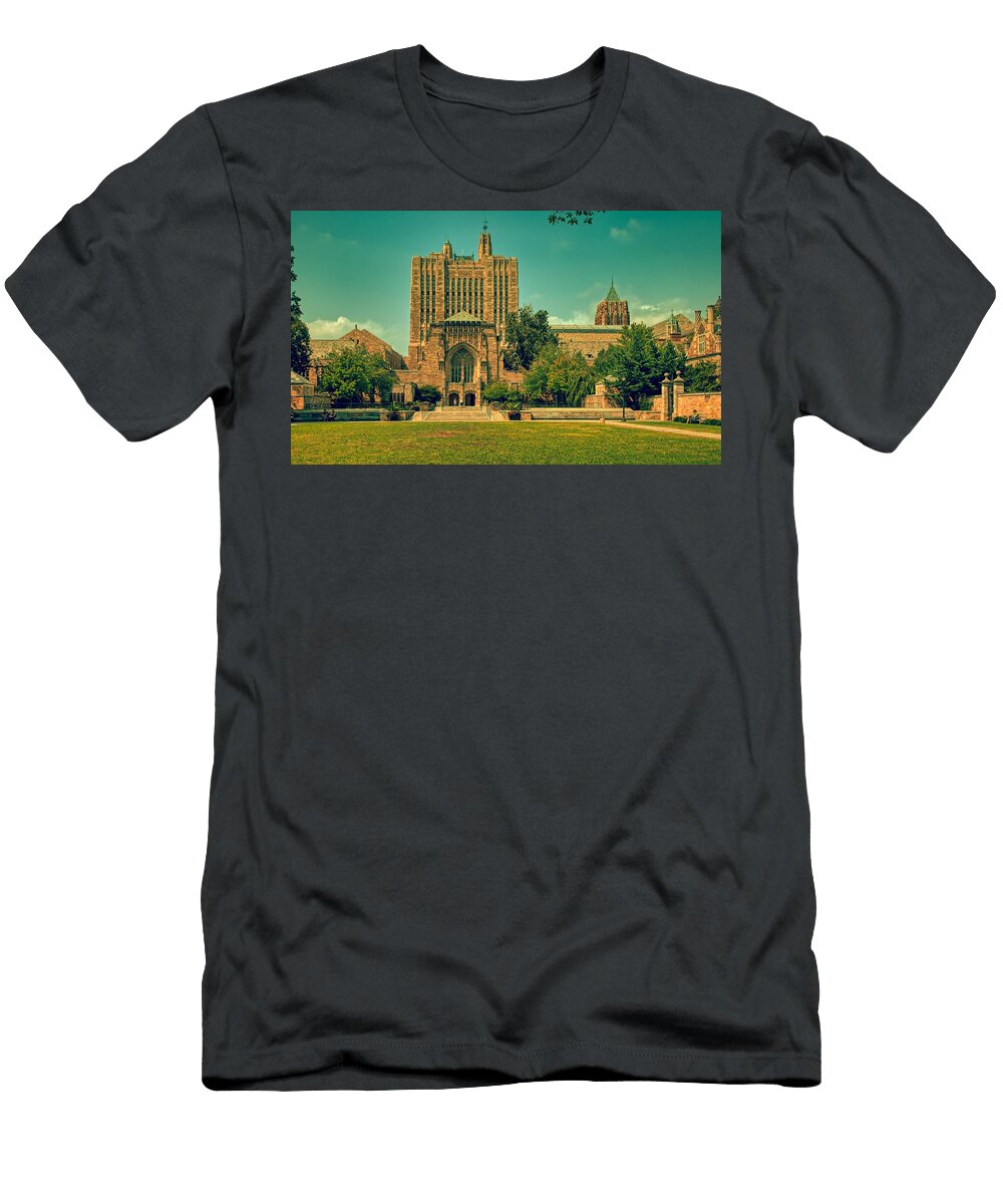 2 Yale University Campus Mountain Dreams T-Shirt