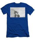 3 Martin Luther King Memorial in Washington DC Brandon Bourdages T-Shirt
