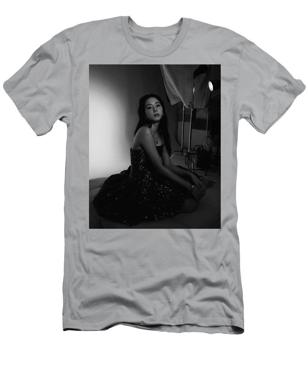 36 Fashion Girl Kpop Dodu Mulyat T-Shirt