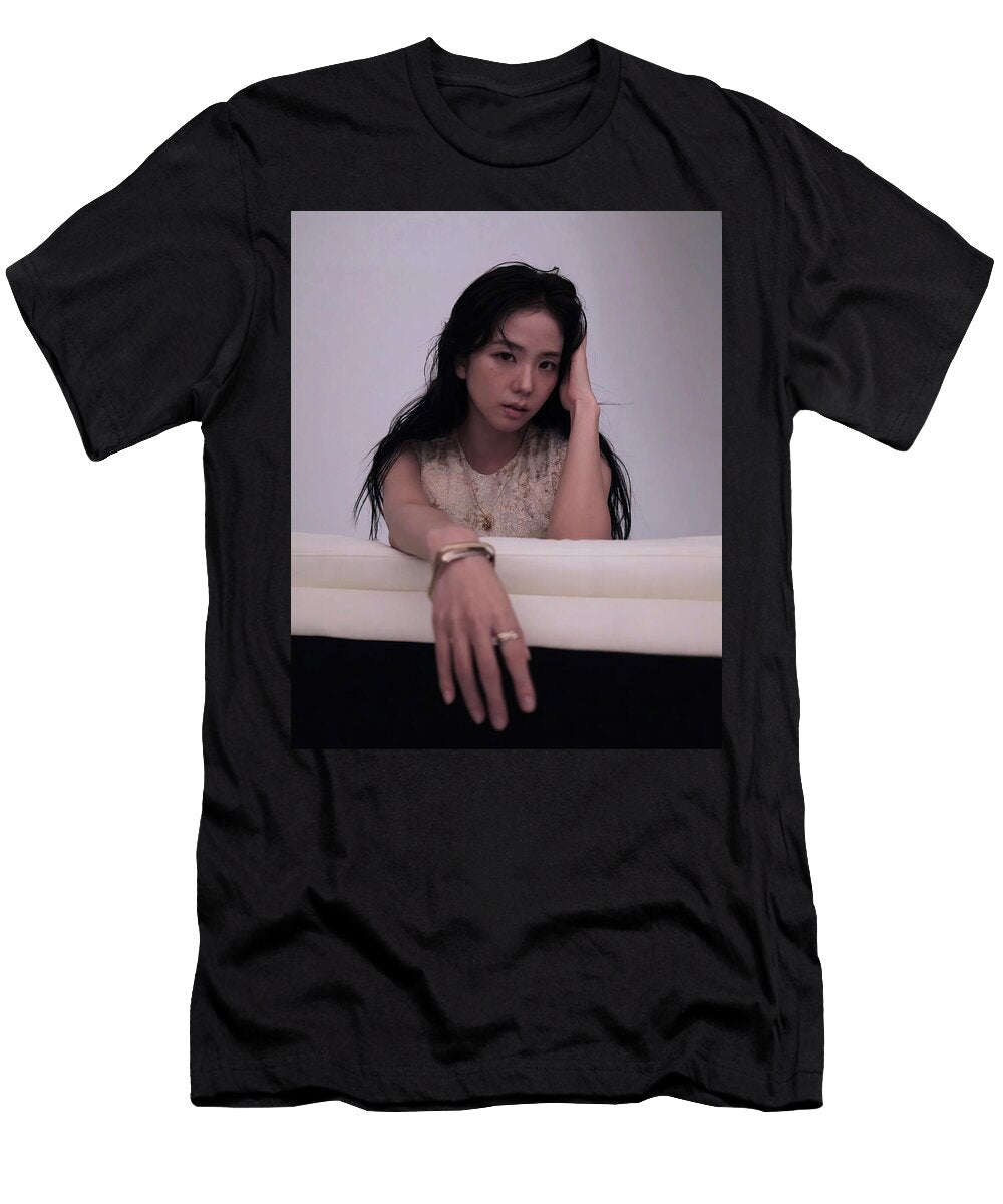 38 Fashion Girl Kpop Dodu Mulyat T-Shirt