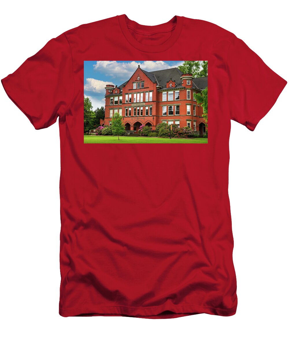 4 Eaton Hall Building on the Campus of Willamette University in Salem Oregon Miroslav Liska T-Shirt