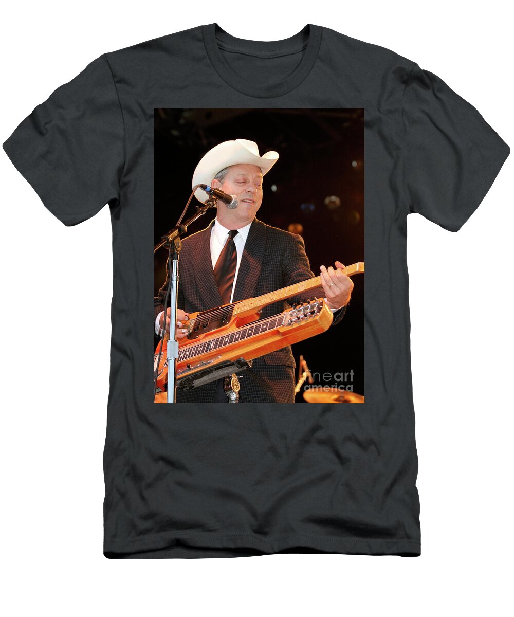 4 Junior Brown Concert Photos T-Shirt