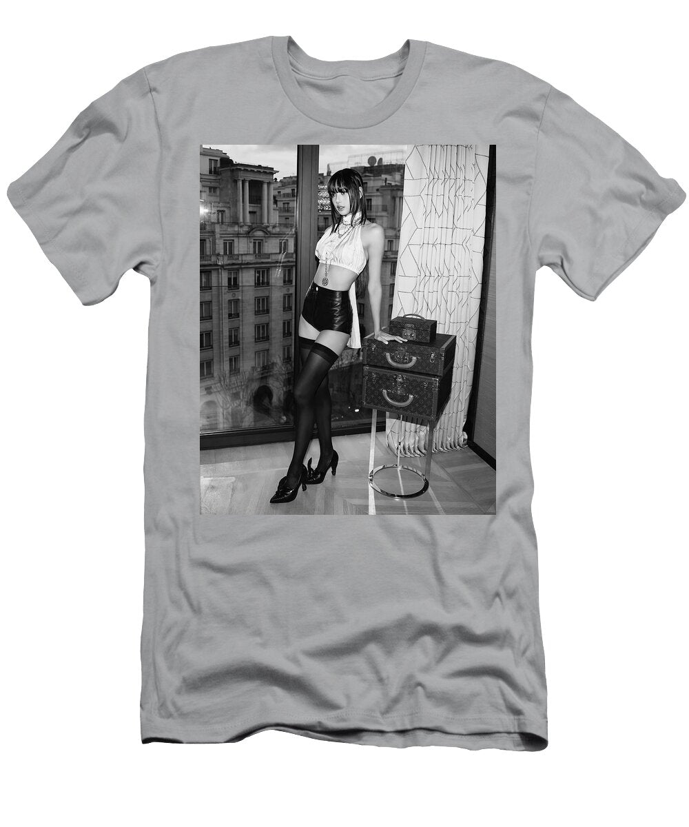 44 Fashion Girl Kpop Dodu Mulyat T-Shirt