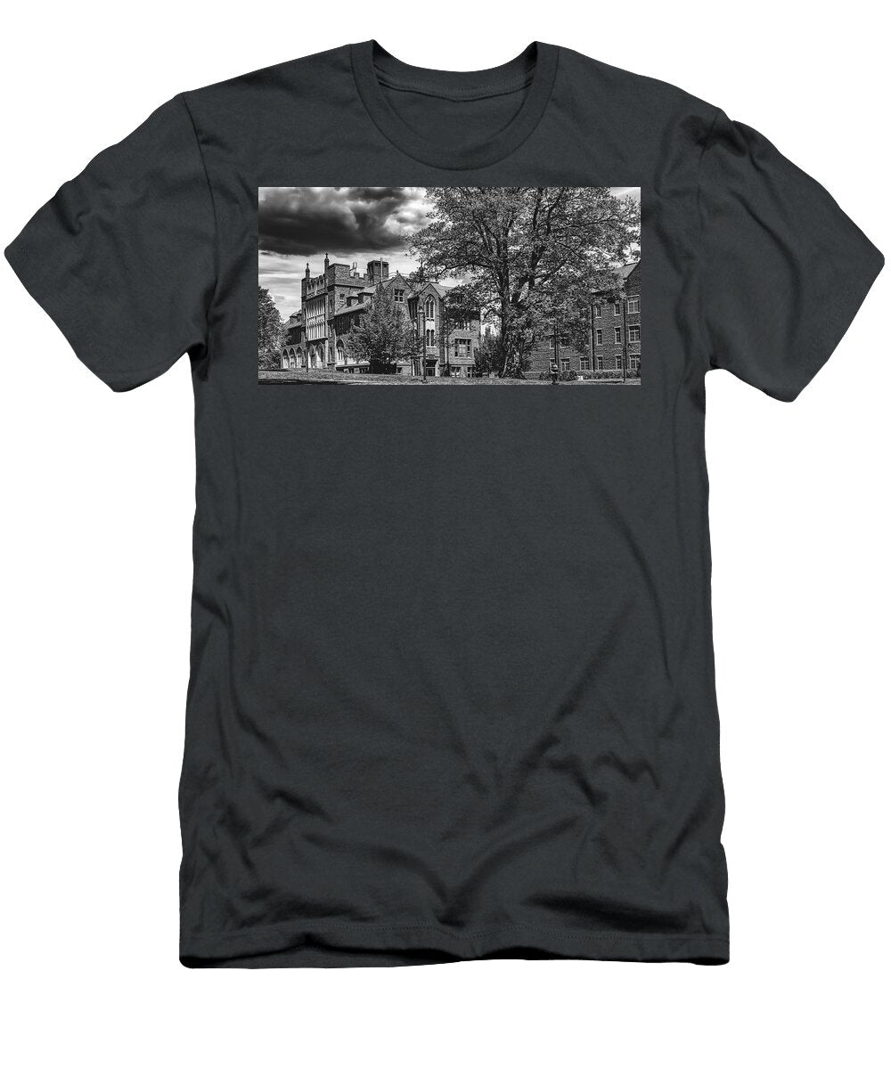 5 Mount Holyoke College Campus Mountain Dreams T-Shirt