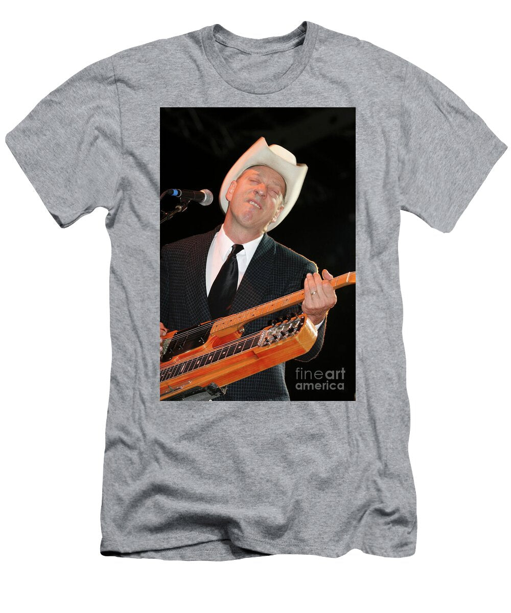6 Junior Brown Concert Photos T-Shirt