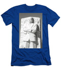 6 Martin Luther King Memorial in Washington DC Brandon Bourdages T-Shirt