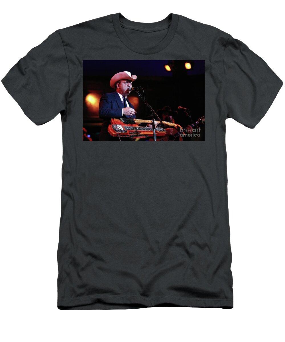 8 Junior Brown Concert Photos T-Shirt