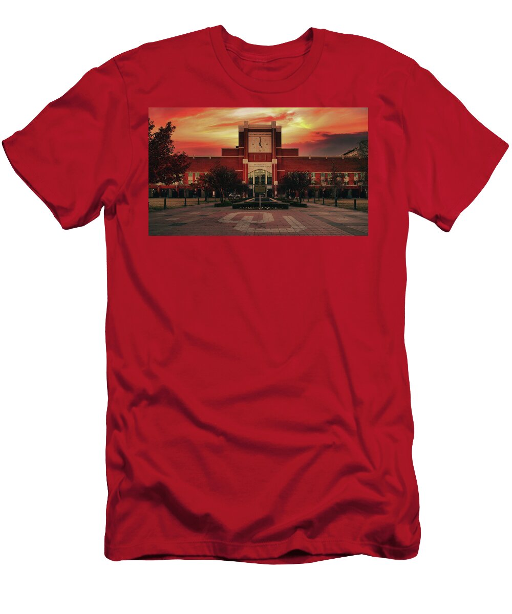 An Evening At the Home of the Oklahoma Sooners Mountain Dreams T-Shirt