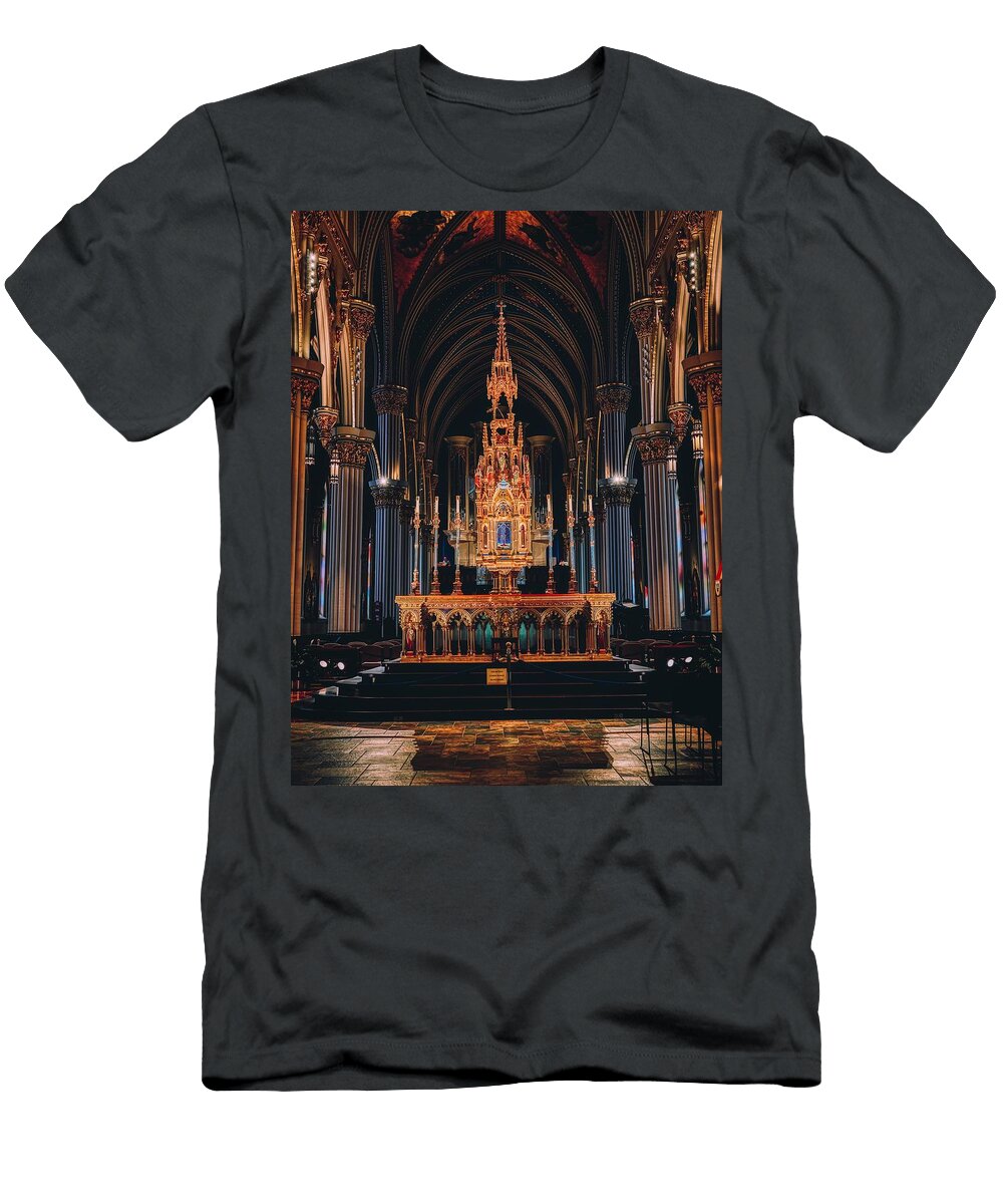 Basilica of the Sacred Heart University of Notre Dame Mountain Dreams T-Shirt