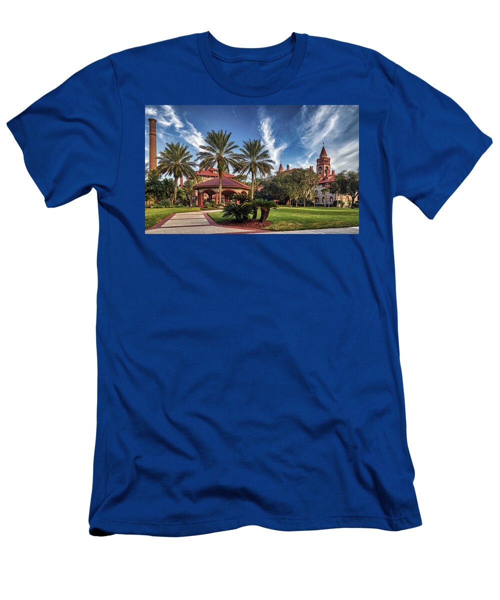 Beautiful Flagler College Campus Mountain Dreams T-Shirt