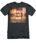 Big Mouth Strikes Again Grafpunk T-Shirt