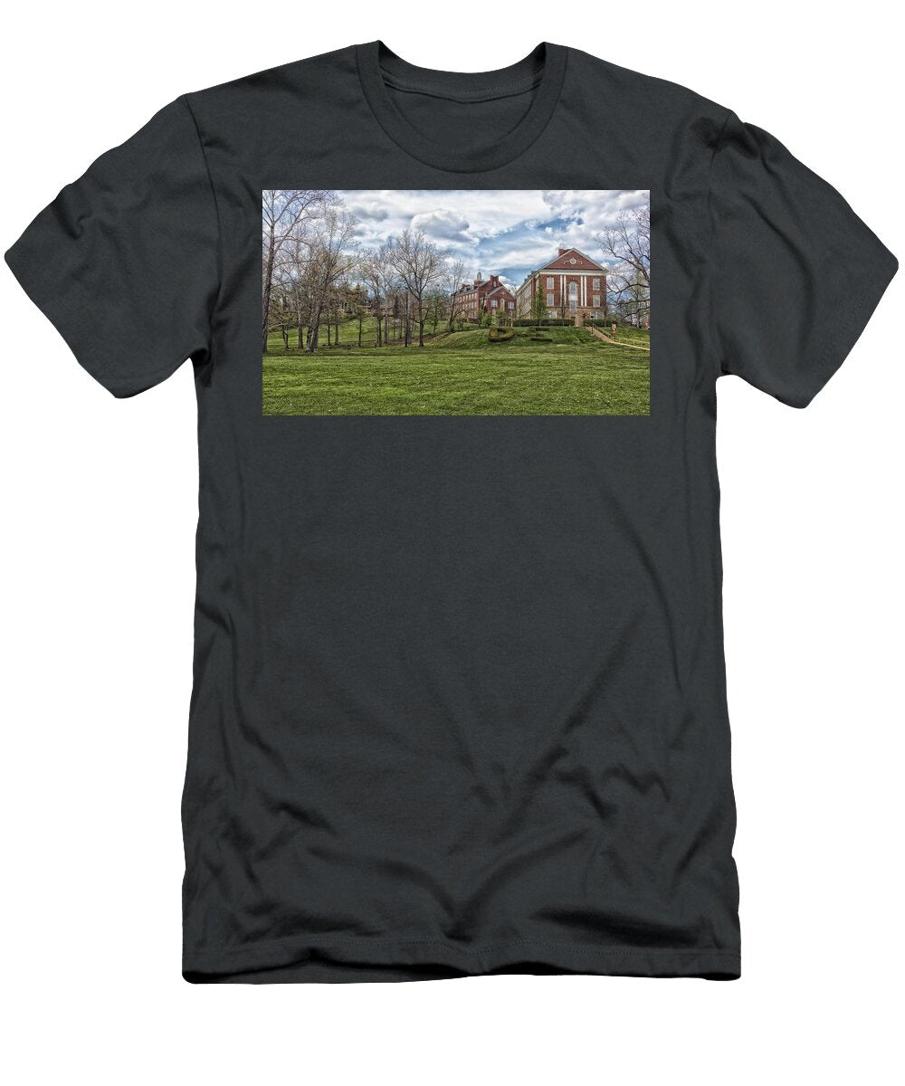 Campus of Davis and Elkins College Elkins West Virginia Mountain Dreams T-Shirt