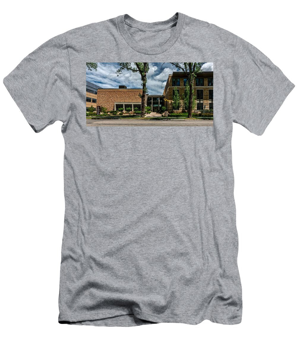 College of Business University of Wyoming Mountain Dreams T-Shirt