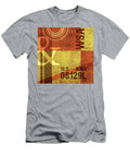 Contemporary Abstract Industrial Art Distressed Metal Olive Yellow and Orange Studio Grafiikka T-Shirt