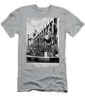 Creighton University Heider College of Business and Globe Sculpture Black and White Dmr Filho T-Shirt