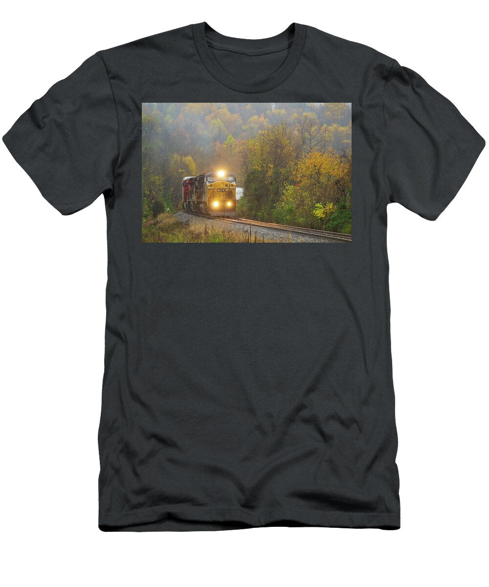 Csx 7370 on a Rainy Day Greg Booher T-Shirt