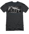 Dusk At the University of North Dakota Museum of Art Mountain Dreams T-Shirt