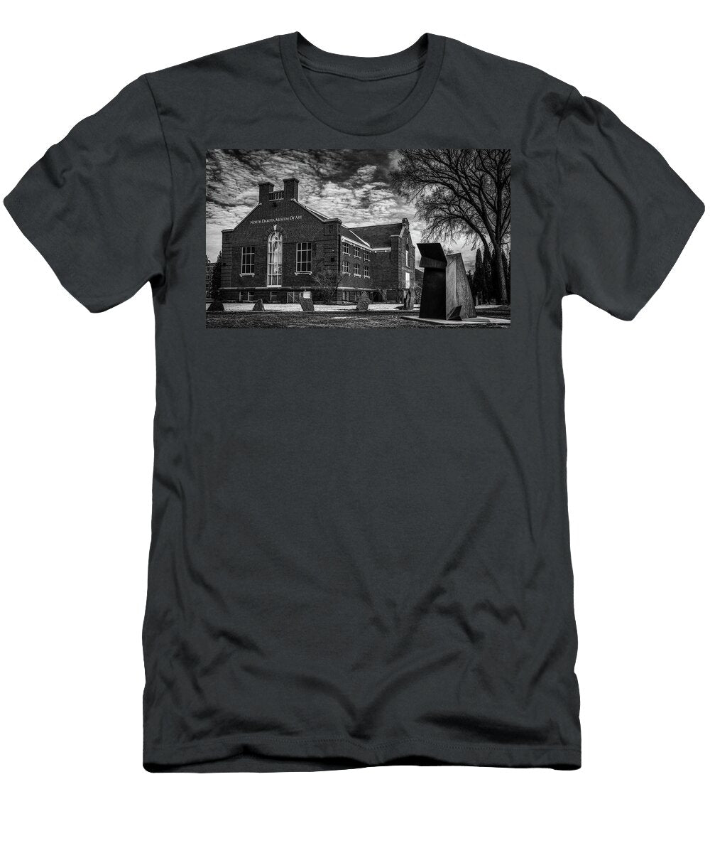 Dusk At the University of North Dakota Museum of Art Mountain Dreams T-Shirt