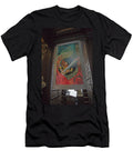 Emperor Betsy a Cutler T-Shirt