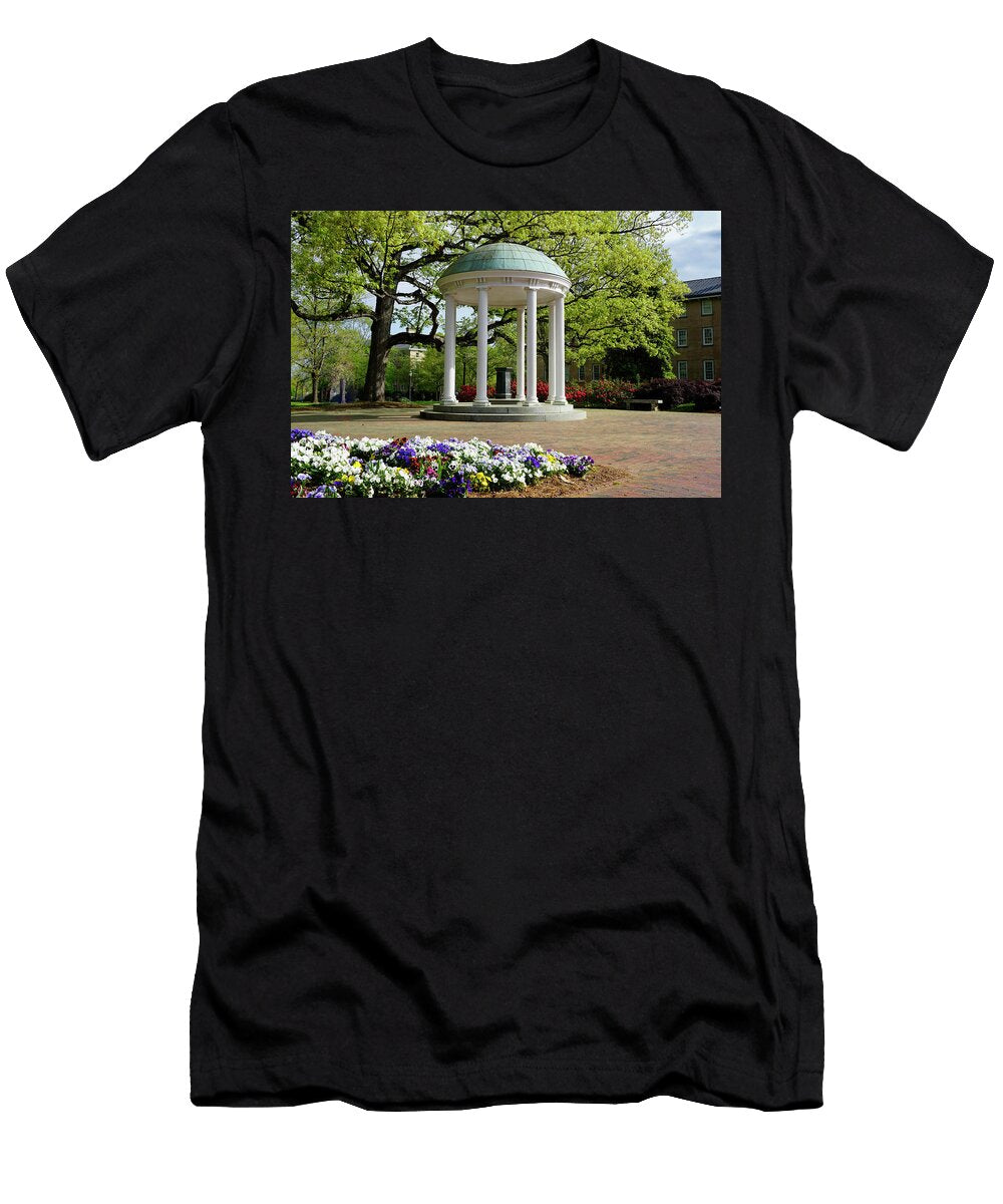 Flowers Around the Old Well on the Unc Campus Paul Hamilton T-Shirt