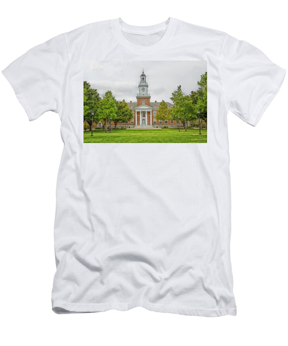 Gilman Hall Johns Hopkins University Carol M Highsmith T-Shirt
