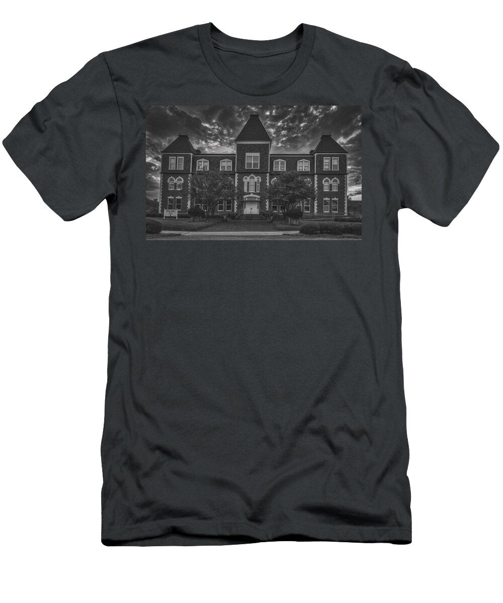 Hale Hall Louisiana Tech University Mountain Dreams T-Shirt
