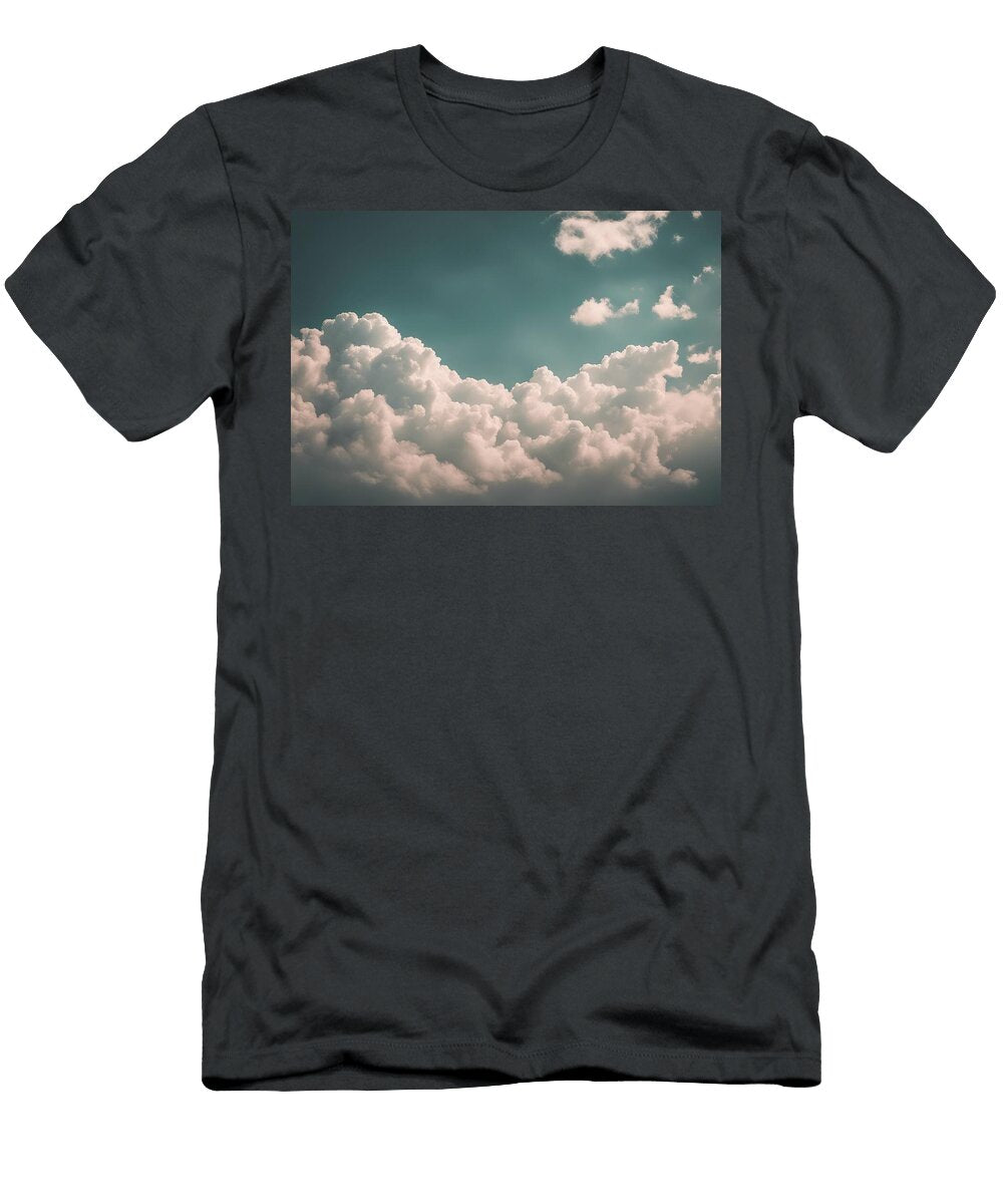 Halftone Clouds Effect Wafe Akkash T-Shirt
