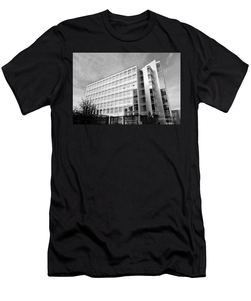Ict Building University of Calgary Alberta Black and White Dmr Filho T-Shirt