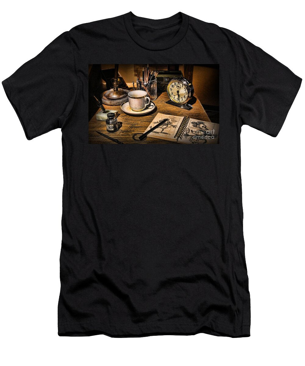 It Was All Started By a Mouse Walt Disneys Desk Lee Dos Santos T-Shirt