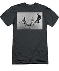 Jackie Robinson Makes the Play Underwood Archives T-Shirt