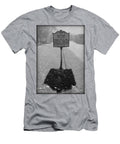 L 9 Davidson College Historical Marker Bw Paulette Wright T-Shirt